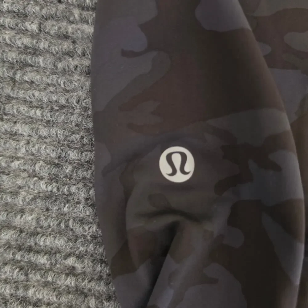 Lululemon Fast and Free Tight 28
